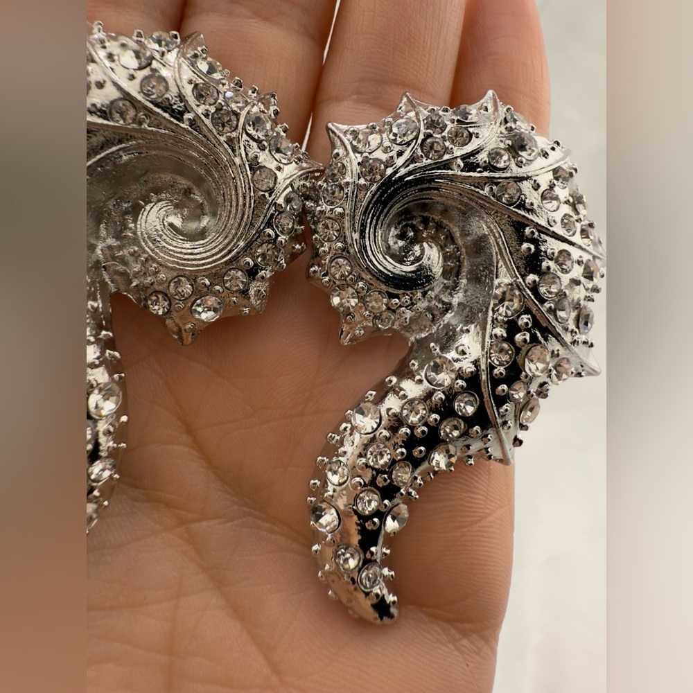 Zara Diamond Elegant Silver Seahorse Earrings - Picture 6 of 6